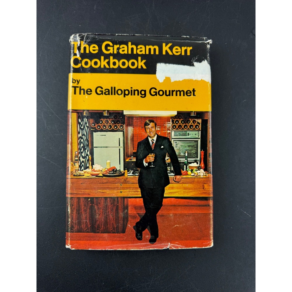 The Graham Kerr Cookbook Galloping Gourmet Vintage‎ 1969 Hardcover Doubleday